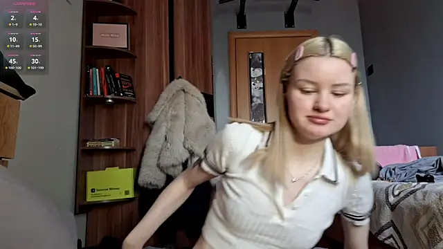 ChongTreece online show from April 5, 2026, 7:15 am