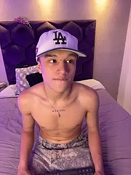 Dominik Souza online show from April 12, 2026, 7:17 pm