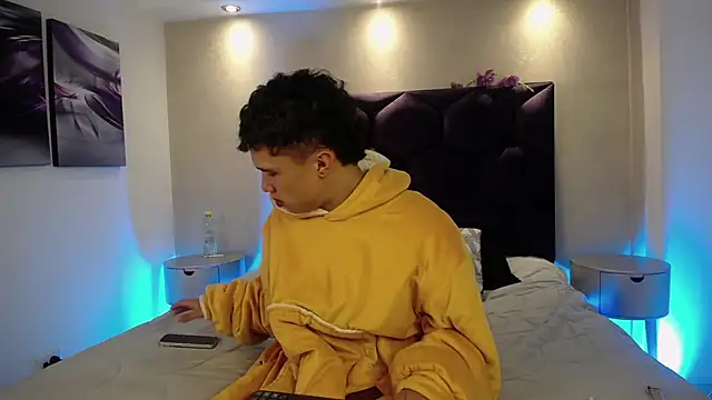 Dominik Souza online show from March 22, 2026, 6:09 pm