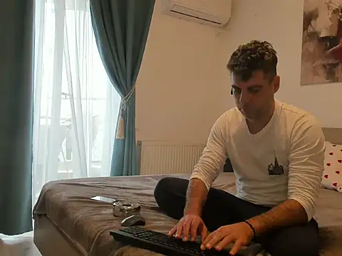 Snapshot of rickysun chatting on February 12, 2026, 11:10 am rickysun online show from February 12, 2026, 11:10 am