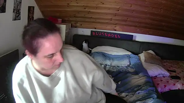 Snapshot of Blutengel_42 chatting on February 25, 2026, 8:58 am Blutengel 42 online show from February 25, 2026, 8:58 am