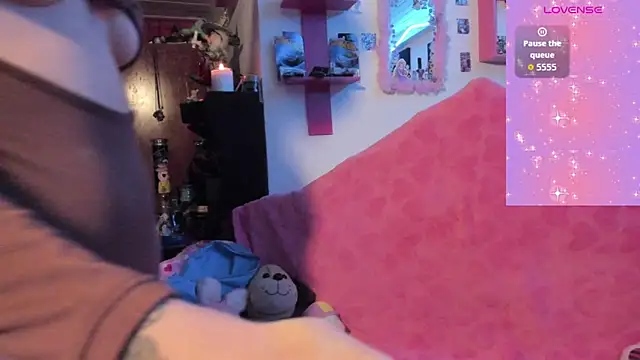 Rebecahart online show from March 24, 2026, 5:18 am