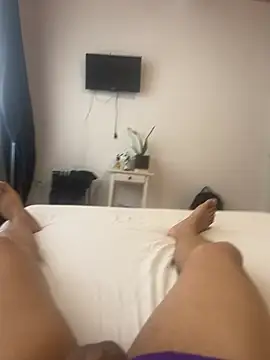 Snapshot of Leitequentegg chatting on April 24, 2026, 1:24 pm Leitequentegg online show from April 24, 2026, 1:24 pm