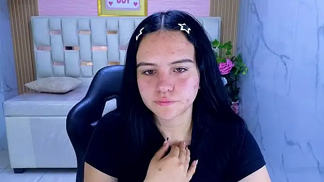 sarita 09 s online show from July 18, 2026, 3:04 am