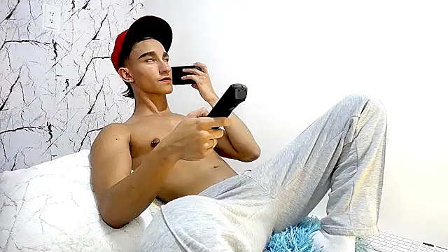 BabyAndy  online show from July 8, 2026, 11:05 pm