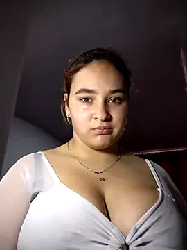 katty 42 online show from April 15, 2026, 9:15 pm