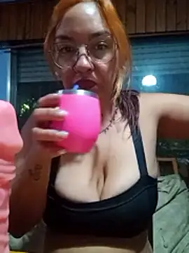 kuramaqueen online show from March 31, 2026, 5:53 am