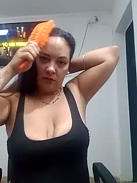 Snapshot of kuramaqueen chatting on March 1, 2026, 8:14 am kuramaqueen online show from March 1, 2026, 8:14 am