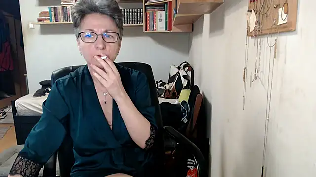 Snapshot of katemodel chatting on October 24, 2025, 6:45 am katemodel online show from October 24, 2025, 6:45 am