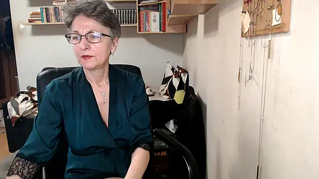 Snapshot of katemodel chatting on October 28, 2025, 7:40 am katemodel online show from October 28, 2025, 7:40 am