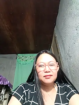 hotpinay 45 online show from April 1, 2026, 11:33 am