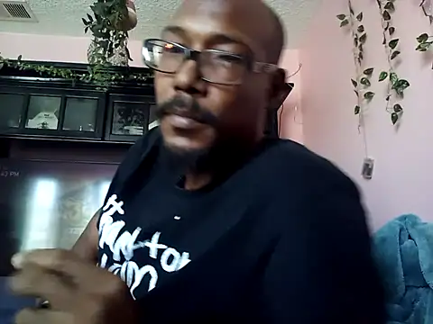 Snapshot of palmdaledyker chatting on July 17, 2026, 9:45 pm palmdaledyker online show from July 17, 2026, 9:45 pm