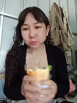 Ana-love2026 online show from May 30, 2026, 1:56 am
