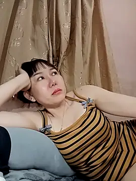Ana-love2026 online show from May 7, 2026, 2:09 pm