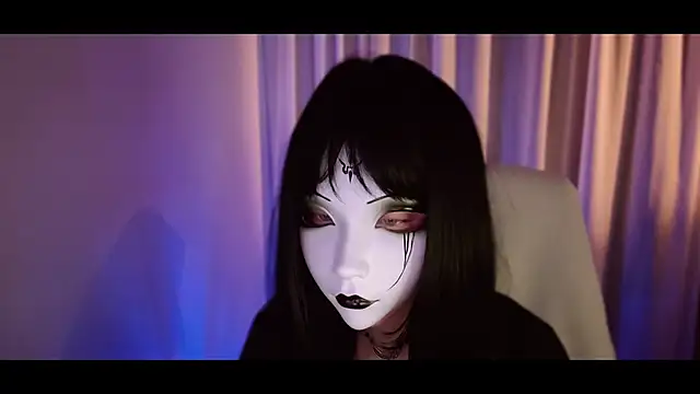 NoirLiliyaa online show from February 11, 2026, 7:58 pm