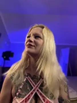 Snapshot of BlondeDoll_ chatting on February 21, 2026, 5:20 am BlondeDoll online show from February 21, 2026, 5:20 am