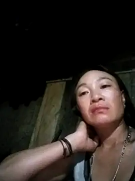 Snapshot of Neoone_1 chatting on May 8, 2026, 10:35 pm Neoone 1 online show from May 8, 2026, 10:35 pm