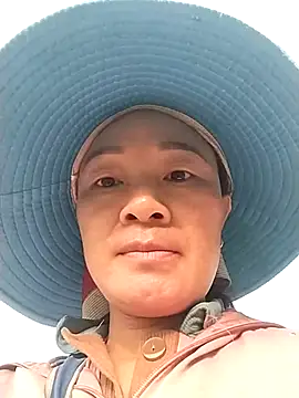 Neoone 1 online show from April 9, 2026, 12:34 am