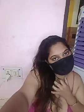 Aliya Hott online show from May 23, 2026, 4:33 am