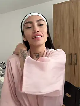 Snapshot of Bonny_Eva chatting on July 3, 2026, 5:30 pm Bonny Eva online show from July 3, 2026, 5:30 pm