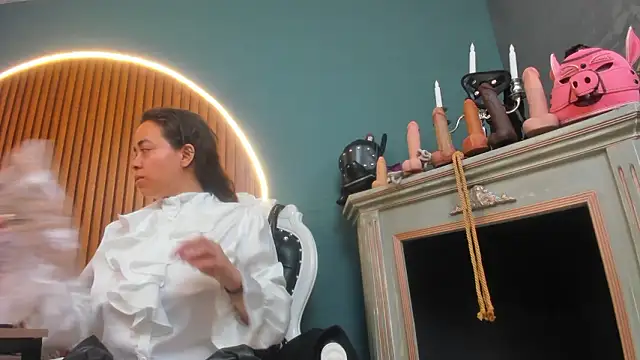 Snapshot of barbara_leython chatting on February 11, 2026, 12:49 pm barbara leython online show from February 11, 2026, 12:49 pm