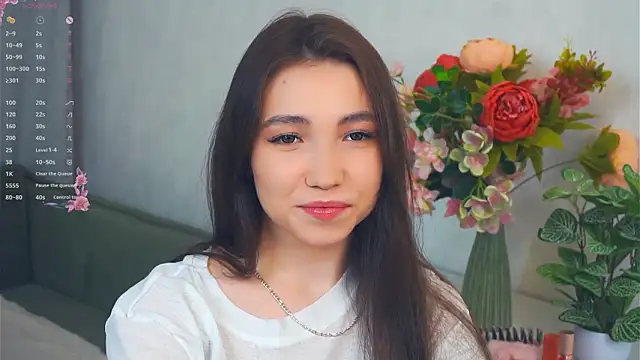 Snapshot of CarlaSpiva chatting on February 18, 2026, 8:27 pm CarlaSpiva online show from February 18, 2026, 8:27 pm