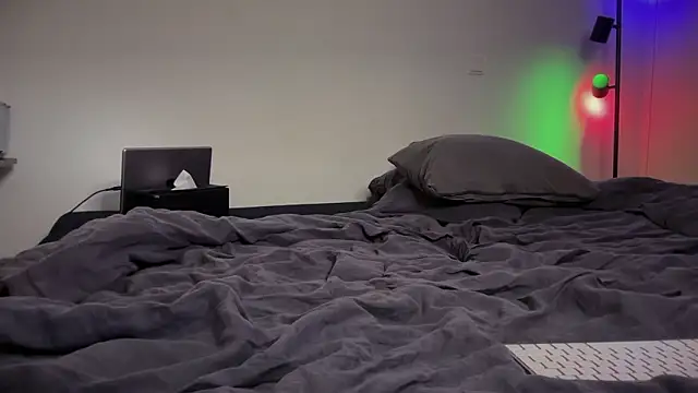 bulge boy online show from February 28, 2026, 4:56 am