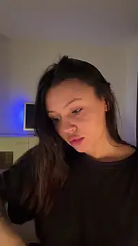 Snapshot of lorry6 chatting on February 10, 2026, 8:35 am lorry6 online show from February 10, 2026, 8:35 am