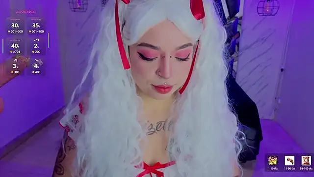 Snapshot of _Vermell_ chatting on March 3, 2026, 7:43 pm Vermell online show from March 3, 2026, 7:43 pm