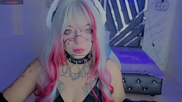  Vermell  online show from April 14, 2026, 8:14 pm