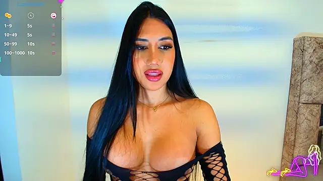 Snapshot of sexysaradoll_x chatting on February 2, 2026, 10:09 pm sexysaradoll x online show from February 2, 2026, 10:09 pm