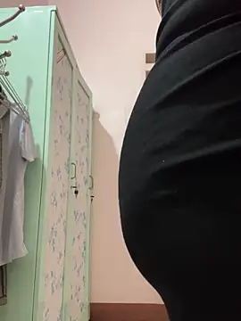 Snapshot of YANINA120 chatting on March 2, 2026, 9:44 pm YANINA120 online show from March 2, 2026, 9:44 pm