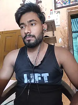 LustyDanky online show from May 5, 2026, 5:32 am