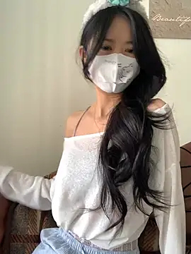 Snapshot of ShouSushi chatting on February 1, 2026, 7:17 am ShouSushi online show from February 1, 2026, 7:17 am