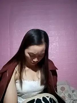 Snapshot of Weygt_thest chatting on February 3, 2026, 12:43 pm Weygt thest online show from February 3, 2026, 12:43 pm