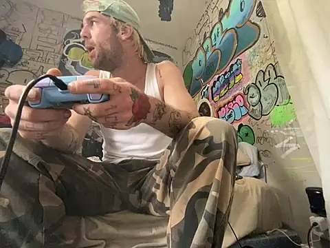gothboiplzty online show from June 20, 2026, 5:29 pm