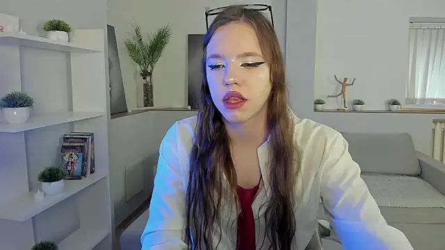 Madison dolly online show from April 12, 2026, 8:50 am