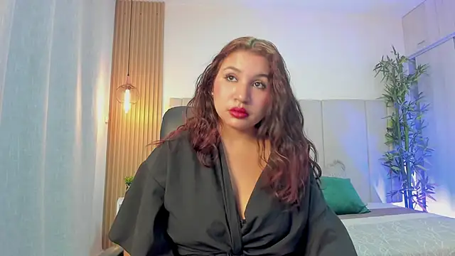 Snapshot of Victoria_Rosee chatting on June 30, 2026, 12:38 pm Victoria Rosee online show from June 30, 2026, 12:38 pm