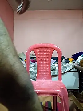 Snapshot of Darkintrovert chatting on February 5, 2026, 5:31 pm Darkintrovert online show from February 5, 2026, 5:31 pm