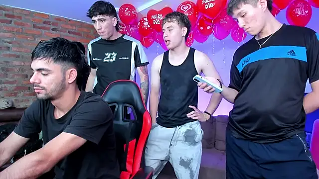 Snapshot of Bad_Boys777 chatting on February 18, 2026, 9:55 pm Bad Boys777 online show from February 18, 2026, 9:55 pm