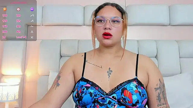 Snapshot of Laurent_glass chatting on February 25, 2026, 12:38 pm Laurent glass online show from February 25, 2026, 12:38 pm