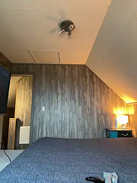 BabyChanntal online show from March 17, 2026, 1:36 pm