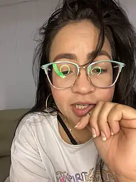 alisbloom online show from February 22, 2026, 5:10 am