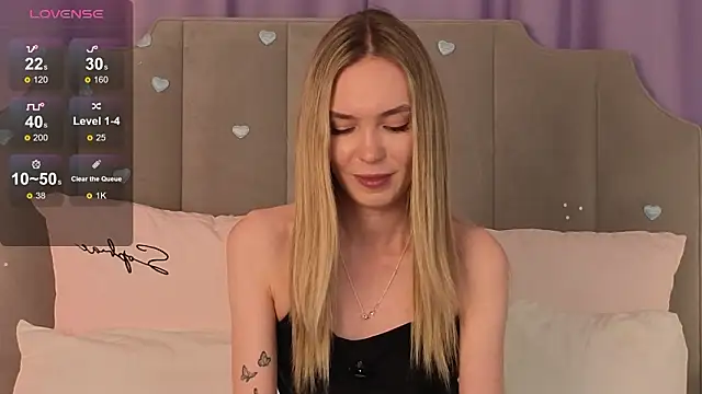 NikkiRyx online show from February 24, 2026, 3:46 pm