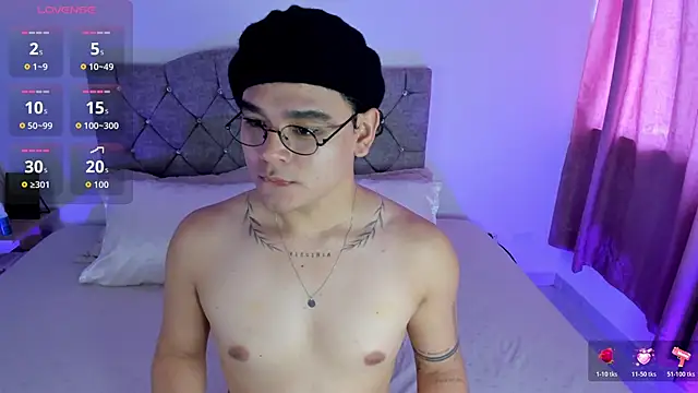 Snapshot of NoahVance chatting on March 9, 2026, 5:38 pm NoahVance online show from March 9, 2026, 5:38 pm