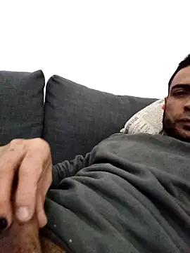 yoahotpetrafiery online show from February 9, 2026, 1:53 pm