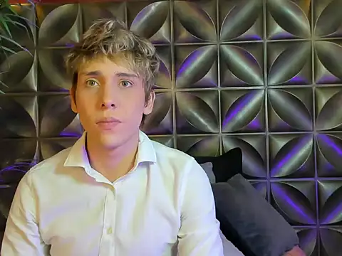 DannyParker  online show from February 25, 2026, 5:07 am