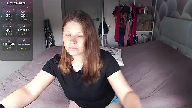 Aleksasamuii online show from July 17, 2026, 7:16 am