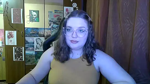 Snapshot of Teasing_Dora chatting on February 19, 2026, 7:00 pm Teasing Dora online show from February 19, 2026, 7:00 pm