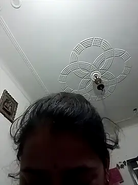 Snapshot of khushi_rawat chatting on February 23, 2026, 1:51 am khushi rawat online show from February 23, 2026, 1:51 am